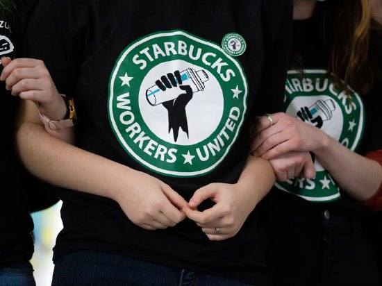 美国国家劳资关系委员会多项裁定认定星巴克违反劳工法